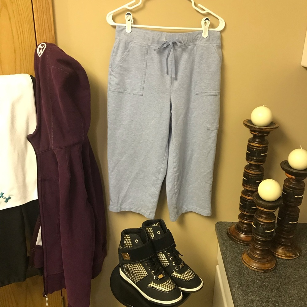 Karen Scott Sport Crops
